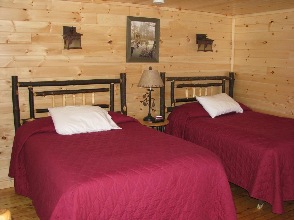 Pine Knoll Hotel Lakeside Lodge & Cabin Old Forge Zimmer foto